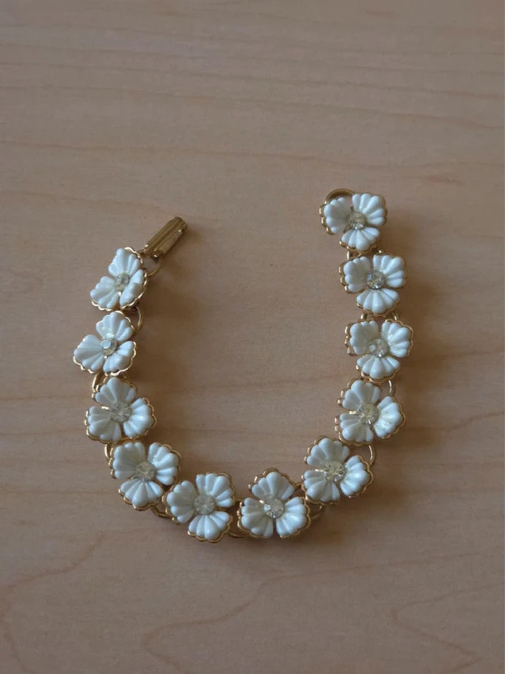 Vintage Mid Century Floral Bracelet